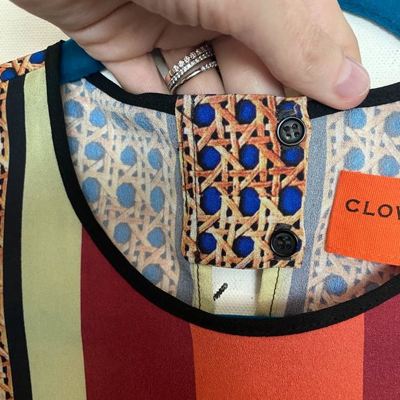 Clover Canyon | Printed Flowy Top | Open Back | Size Small - Picture 7 of 11